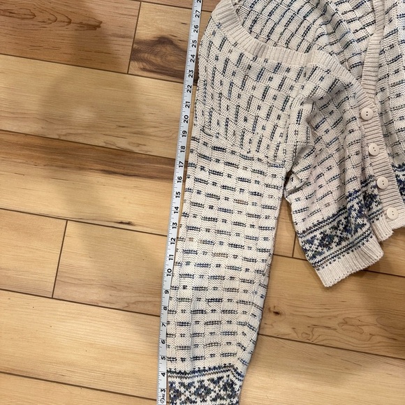 Women’s Cardigan - Picture 8 of 8